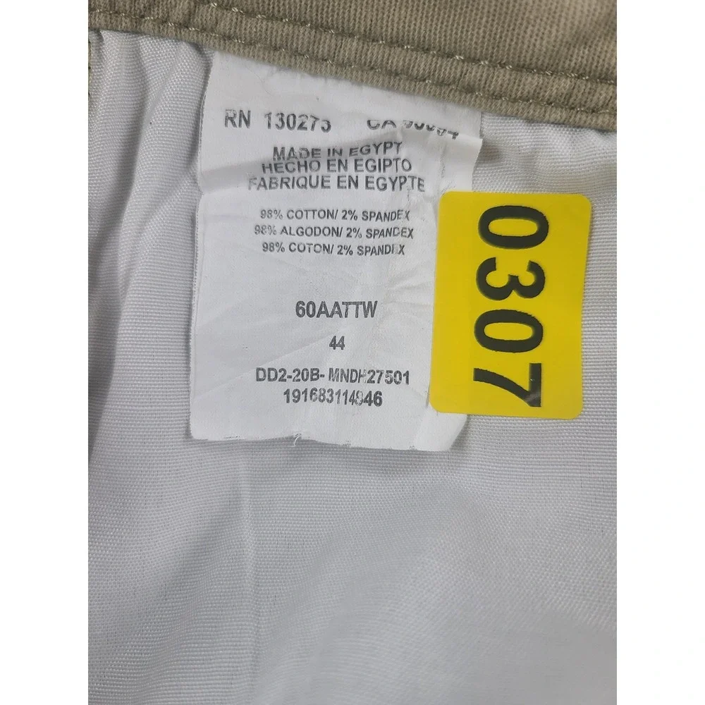 Wrangler Cargo Shorts Mens 44 Khaki Relaxed Fit Tech Pockets Utility Workwear